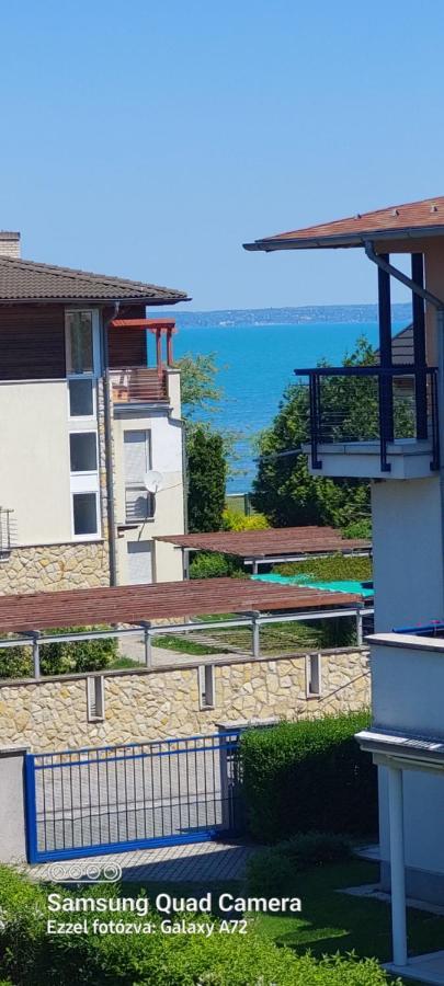 Appartement Beszédes-lak, Aranypart à Siófok Extérieur photo