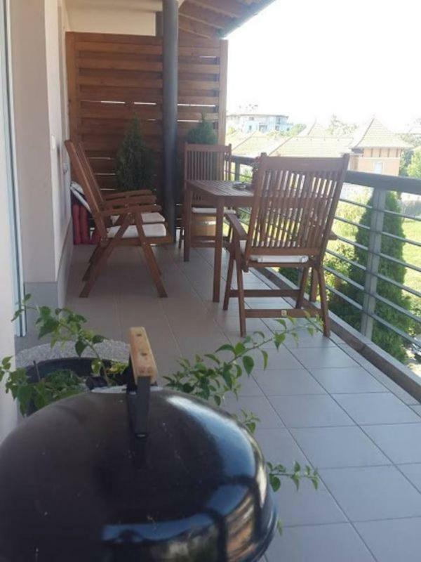 Appartement Beszédes-lak, Aranypart à Siófok Extérieur photo
